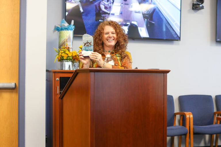 WVU帕克斯堡庆祝招生增长,国家认可和创新的劳动力计划